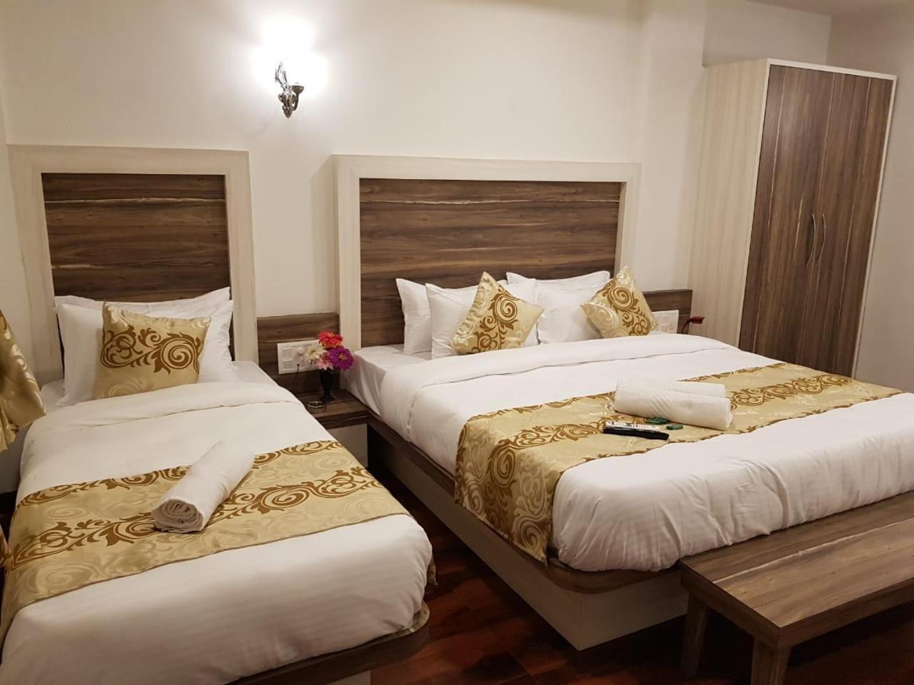 C P Cottage Resort มหาบาเลชวาร์ ภายนอก รูปภาพ