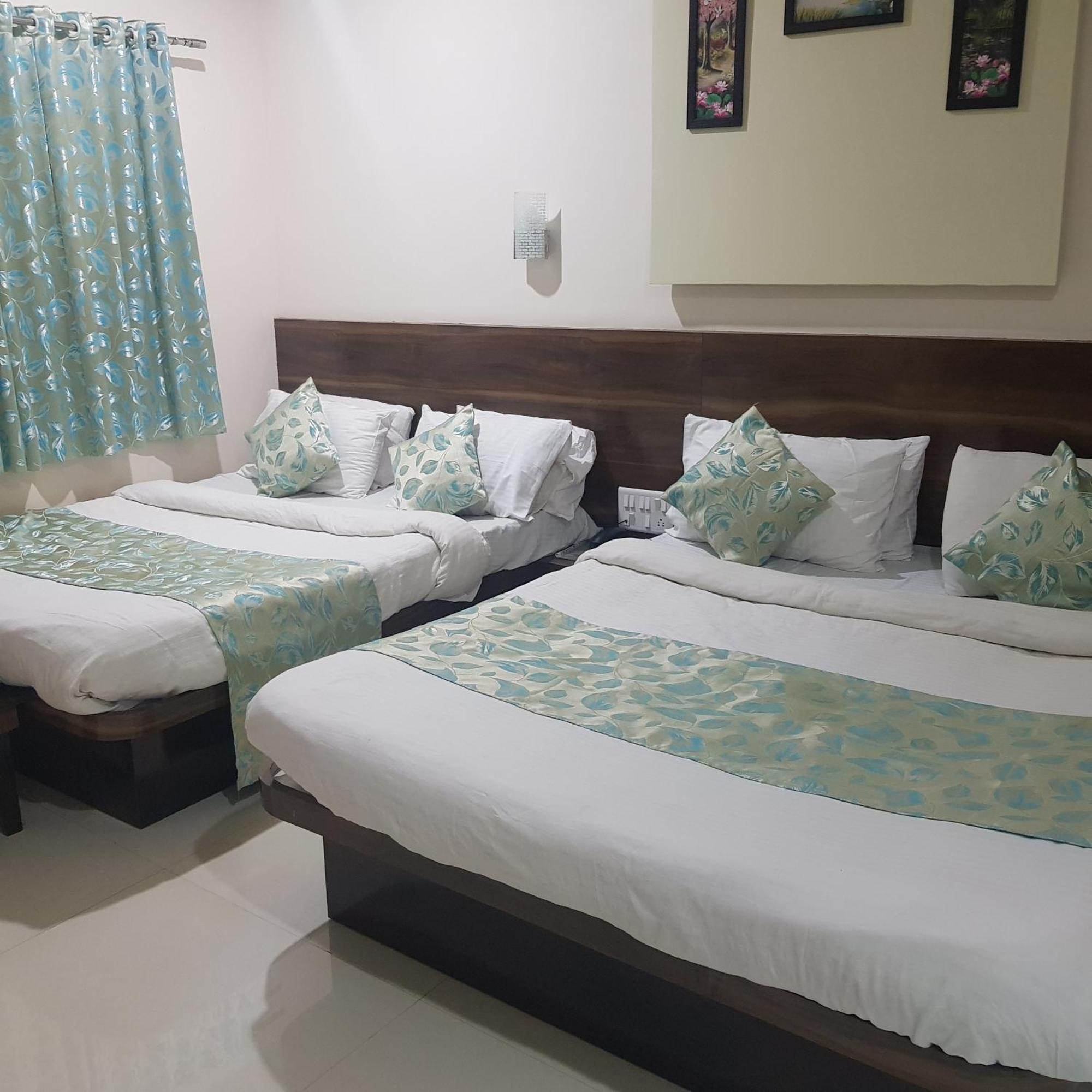 C P Cottage Resort มหาบาเลชวาร์ ภายนอก รูปภาพ