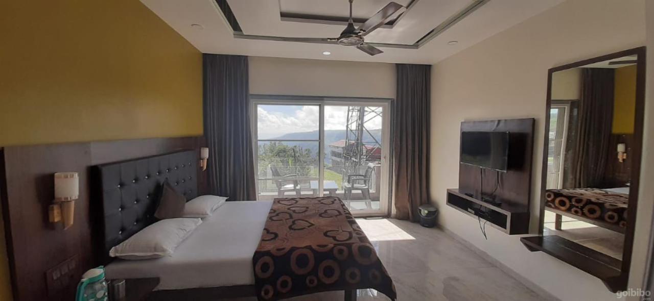 C P Cottage Resort มหาบาเลชวาร์ ภายนอก รูปภาพ